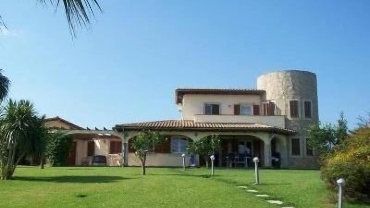 Muro Villa | quiet location with beautiful view, big garden, just a few minutes to the beach