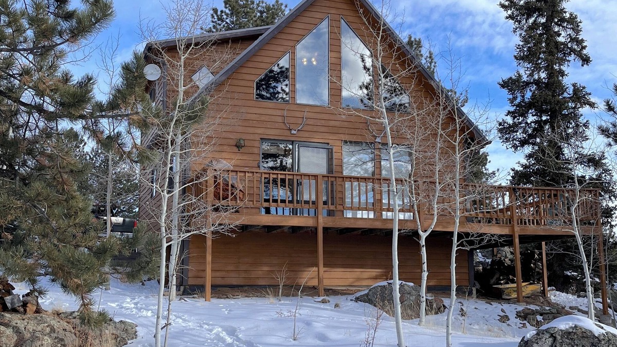 Indian Mountain Cabin | Quiet Mountain Cabin with VIEWS VIEWS VIEWS