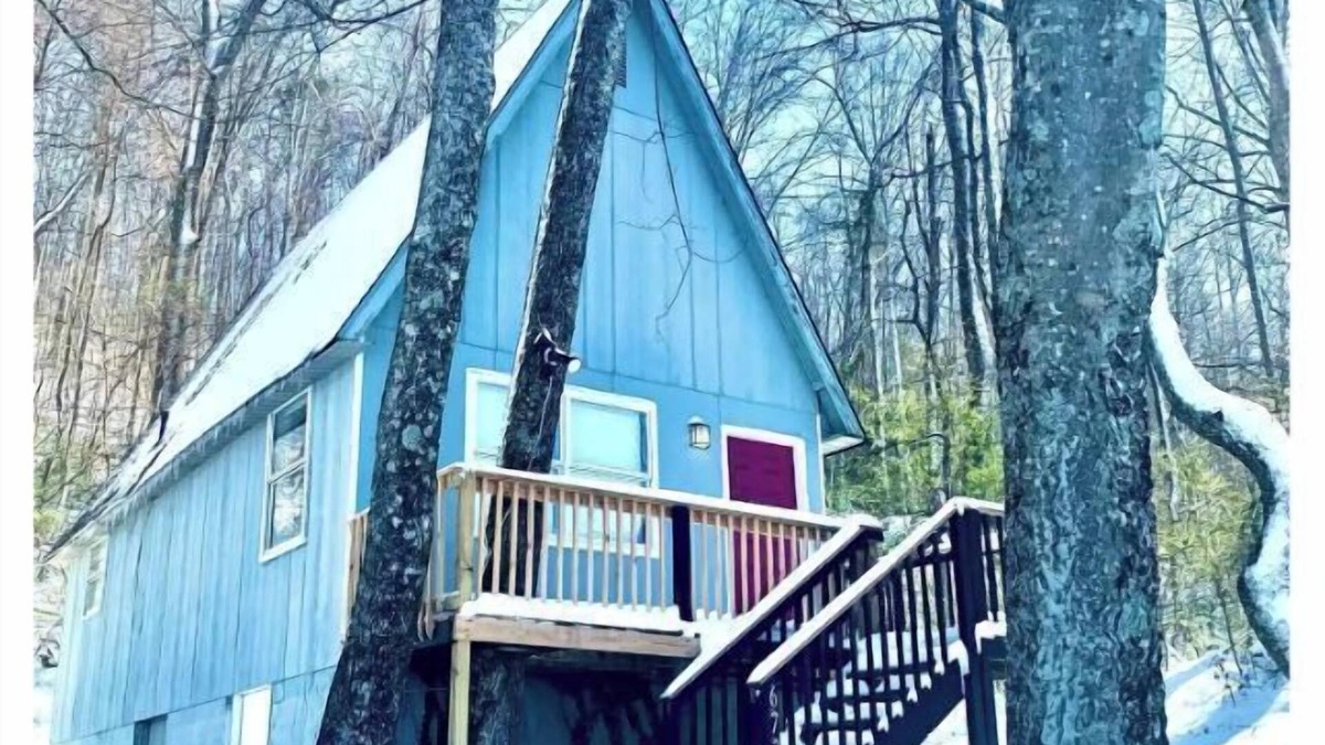 Knoxville Cottage | Quiet Mountain-side Cottage 20 min from downtown