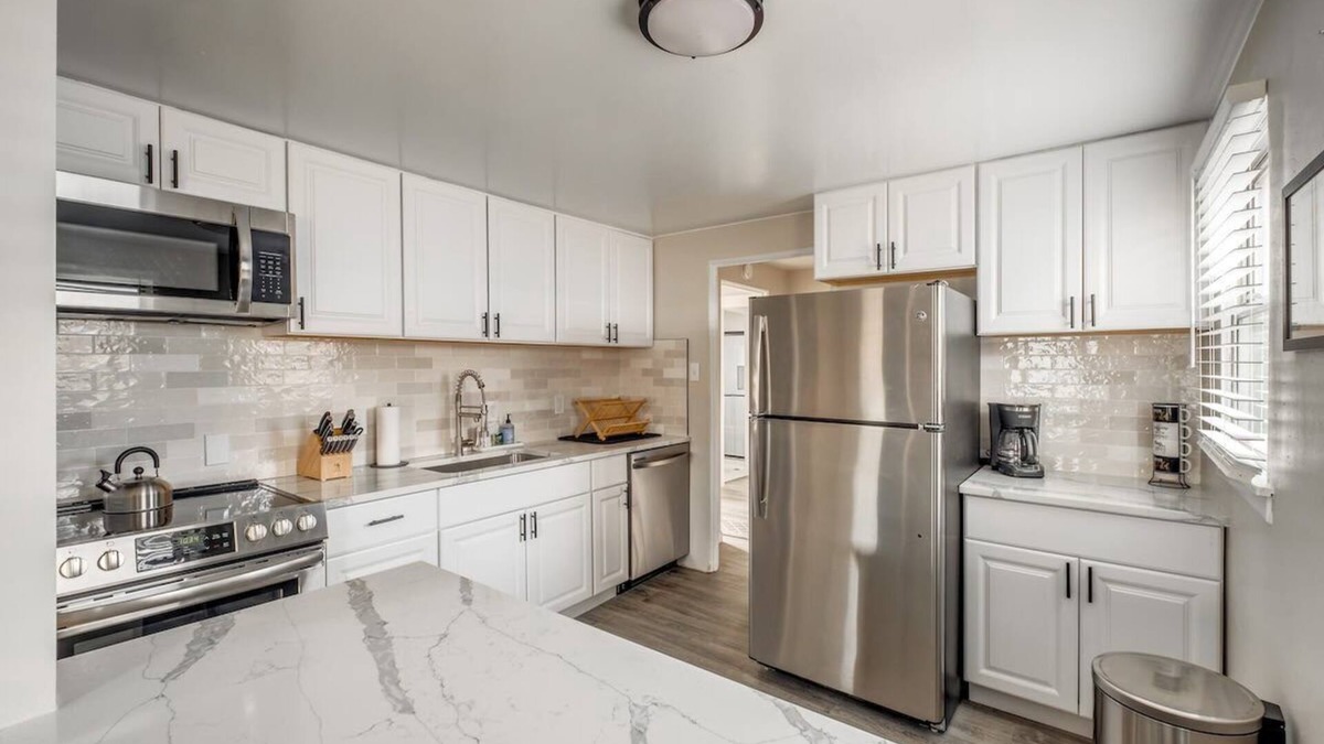 Arvada House | Quiet Olde Town Getaway. Near Denver, Red Rocks