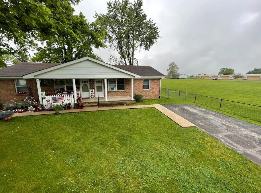 Franklin House | Quiet Peaceful Home in Franklin Sleeps 6