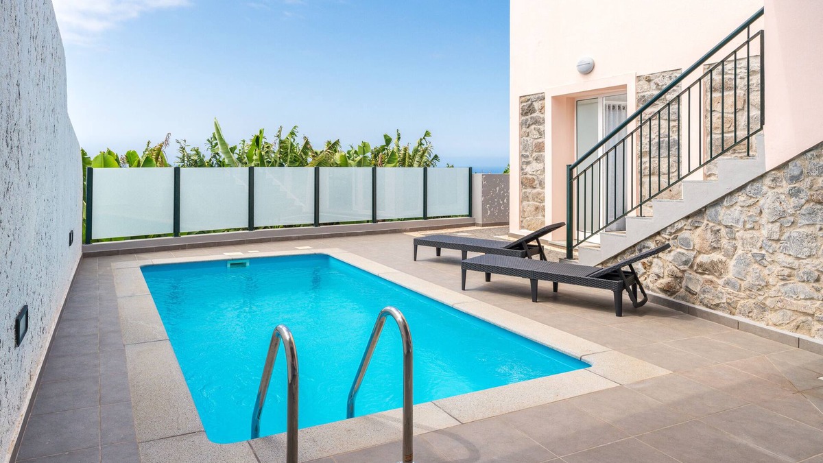 Calheta Apartment | Quiet peaceful apartment with private pool