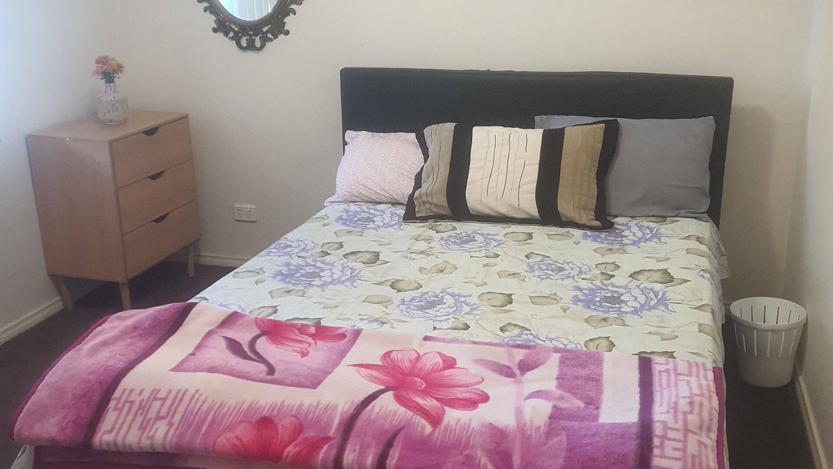 Wyndham Vale House | Quiet Place to stay