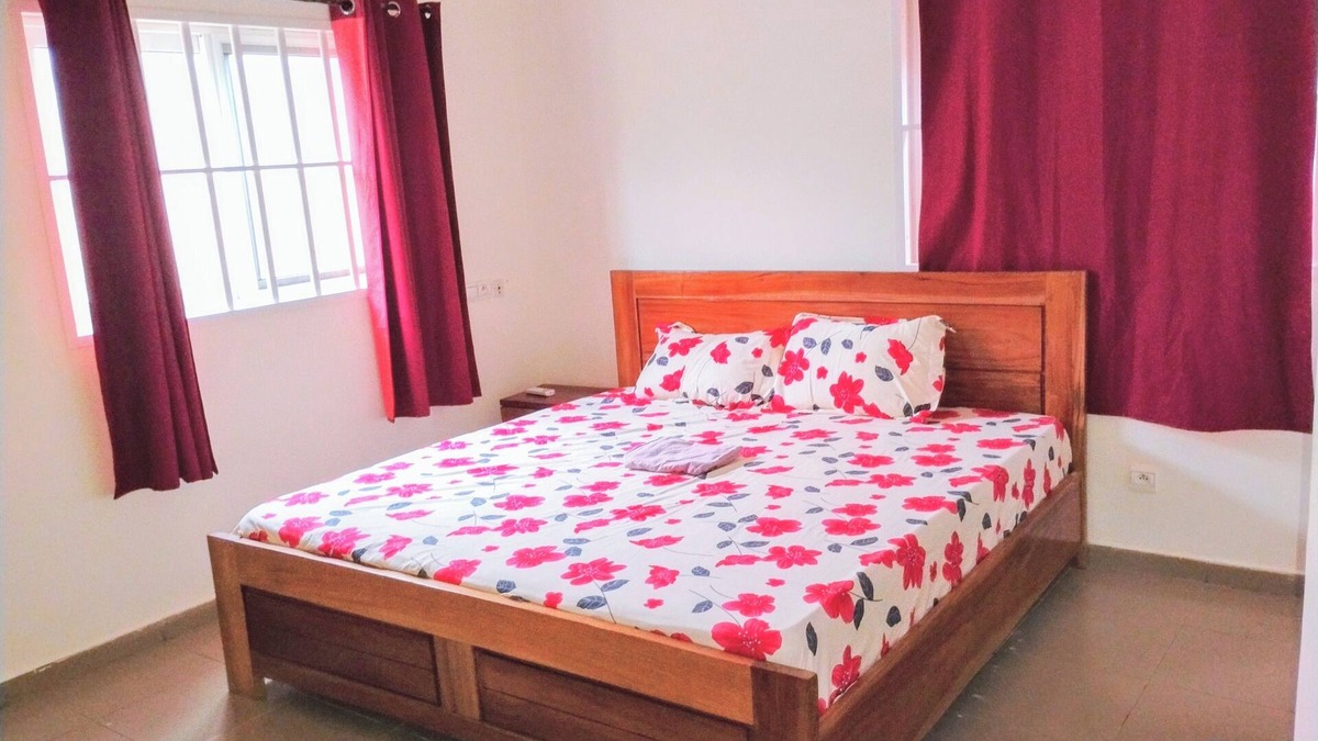 Lome Apartment | Quiet, restful furnished apartment for families in Lomé (Togo)