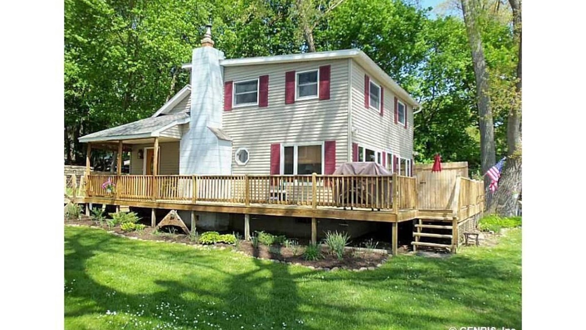 Conesus House | Quiet retreat on Conesus Lake, Private Beach!