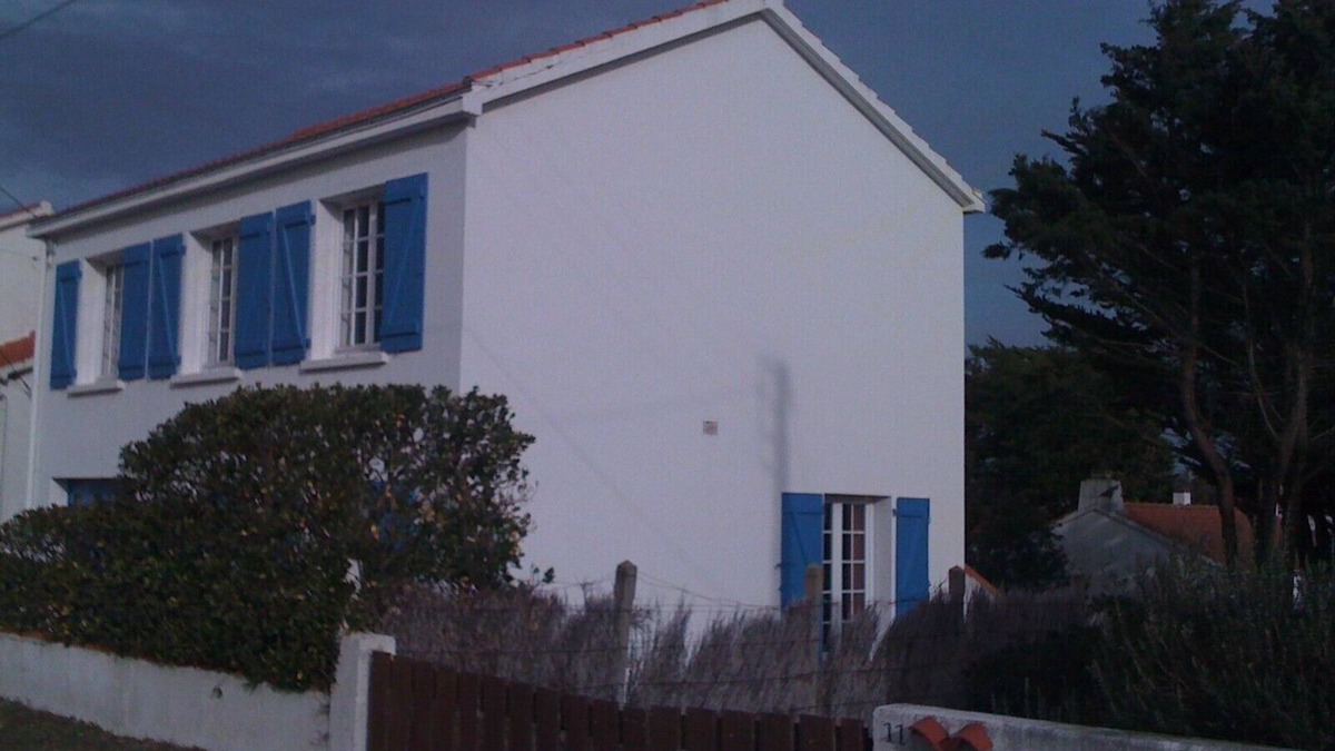 Barbatre Apartment | Quiet, sea view - 1st floor detached villa with garden - 150 m beach