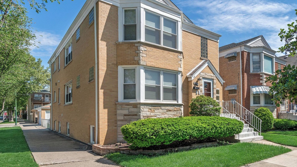 Belmont Cragin Hotel | Quiet Stay - Perfect for Family