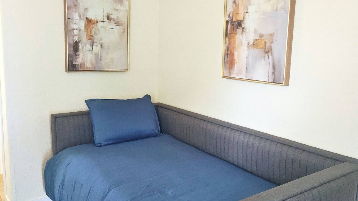 Colorado Springs Apartment | Quiet studio in amazing Colorado Springs with AC