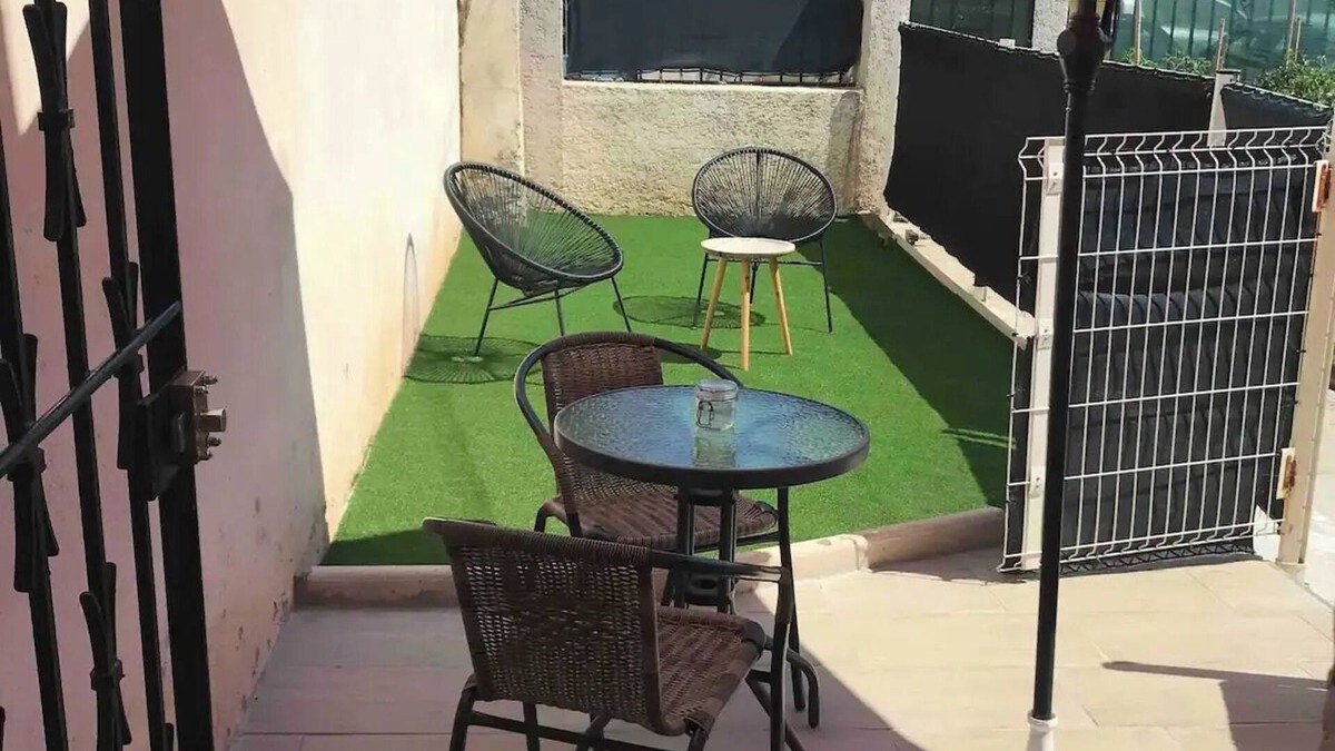Les Cevennes Apartment | Quiet studio with garden