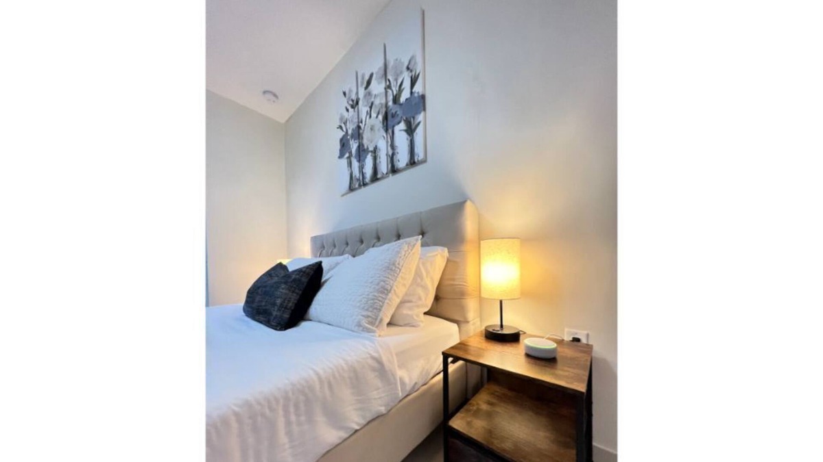 Naranja House | Quiet Suite - Free Parking - Centrally Located