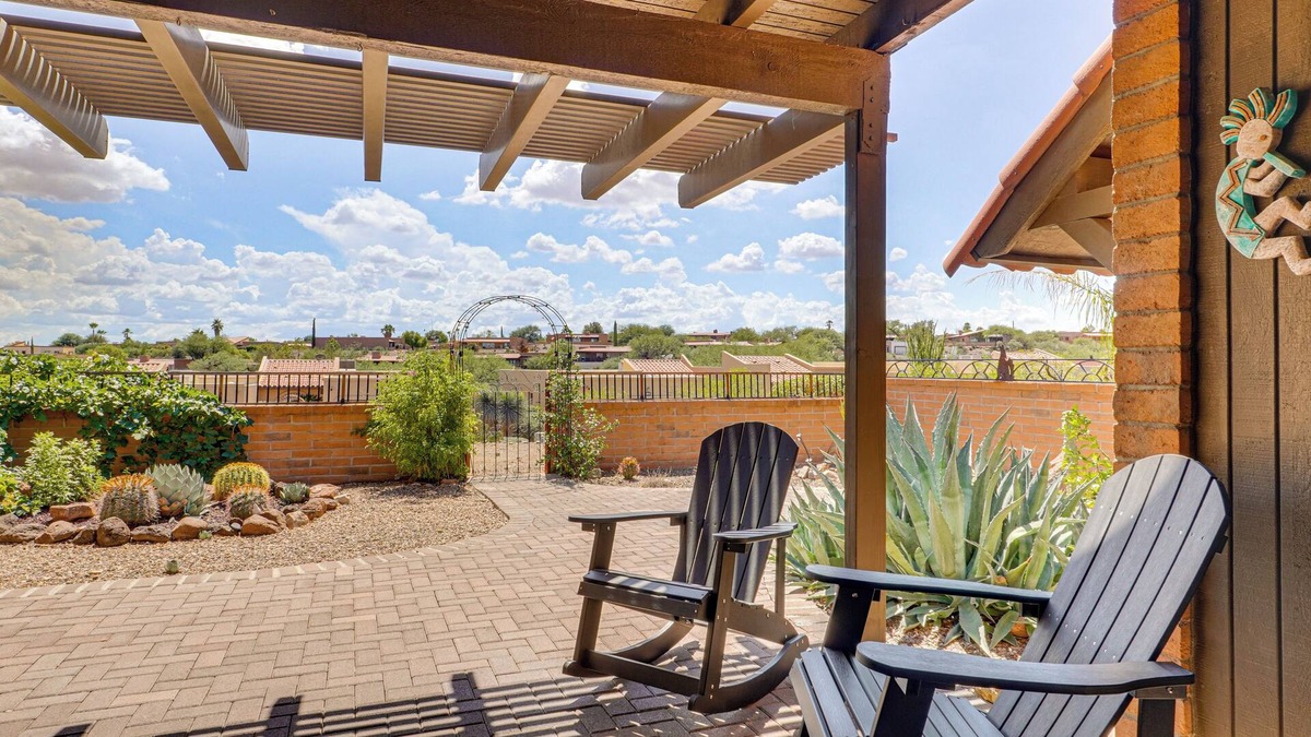 Green Valley House | Quiet Townhome w/Mountain Views in Green Valley