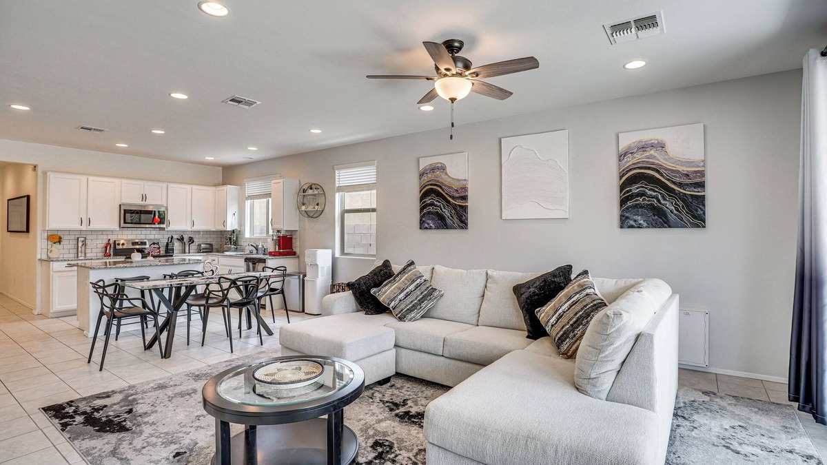 Tucson House | Quiet Tucson Vacation Home: 12 Mi to Downtown!