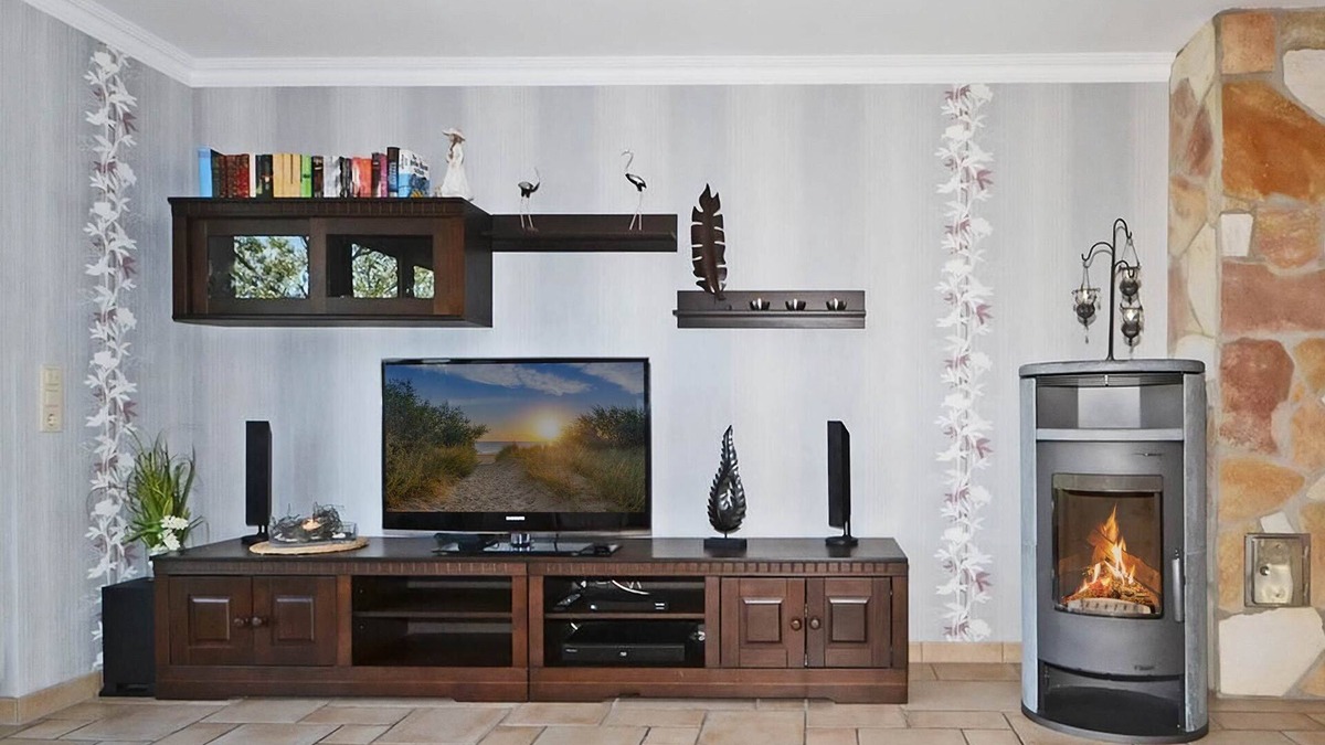 Zirchow House | Quiet vacation home in Zirchow with garden & fireplace, near lake and forest