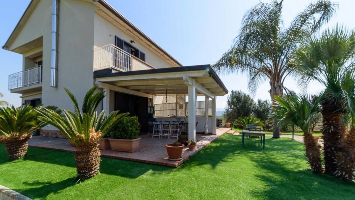 Ascea Villa | Quiet Villa Near the Sea
