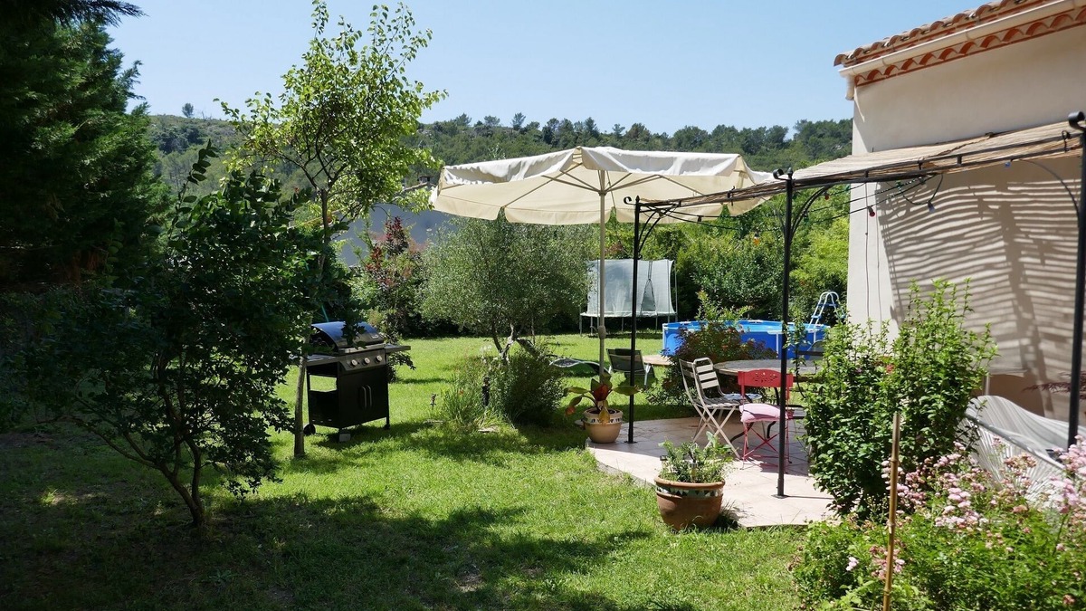 Grabels Villa | Quiet villa near Montpellier between Sea and River