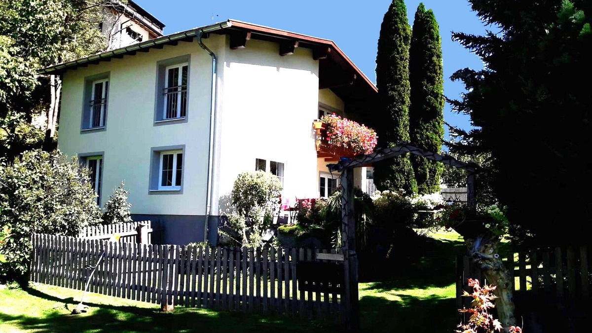 Tobadill Apartment | Quietly located apartment with garden