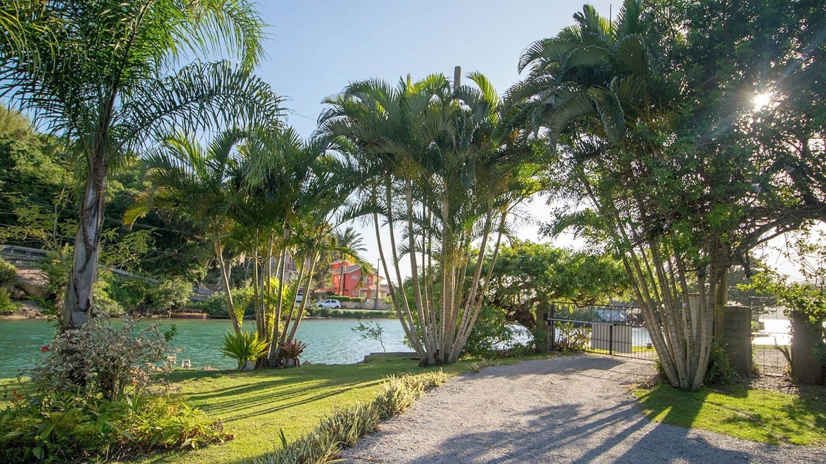 Barra da Lagoa House | Quinta da Margem
