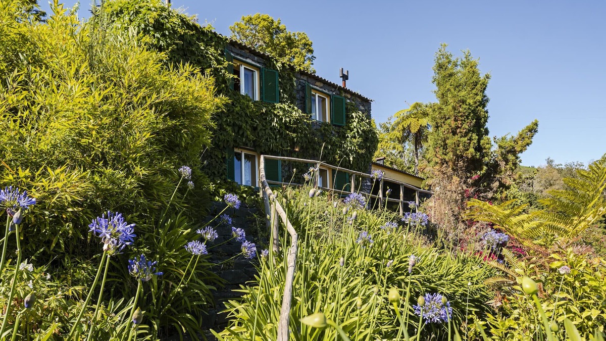 Santa Maria Maior Cottage | Quinta Devónia - Nogueira, country house with sea view