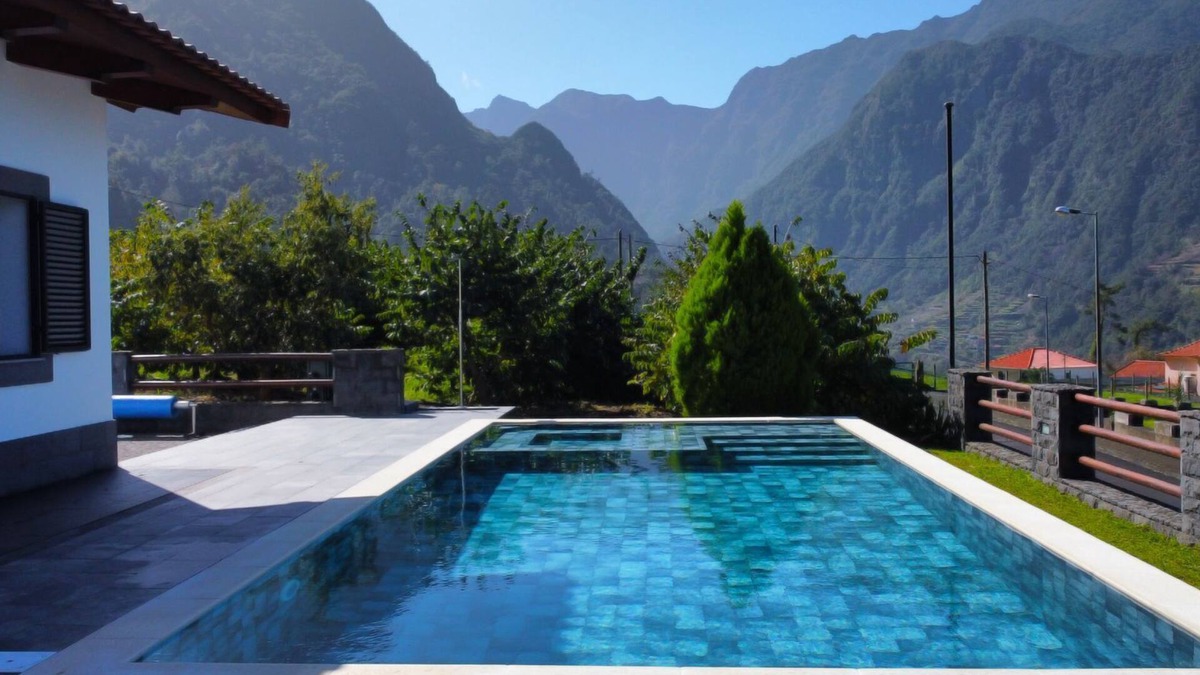 Sao Vicente House | Quinta do Conde by LovelyStay