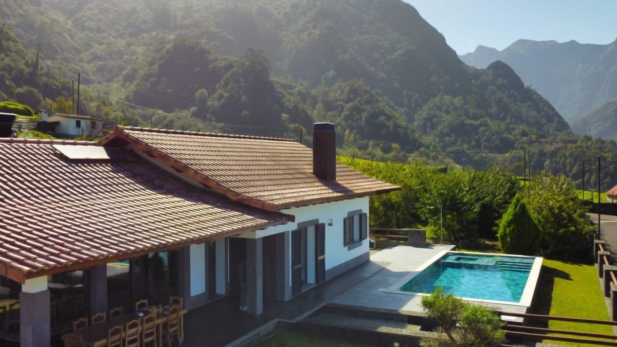 Sao Vicente House | Quinta do Conde by LovelyStay