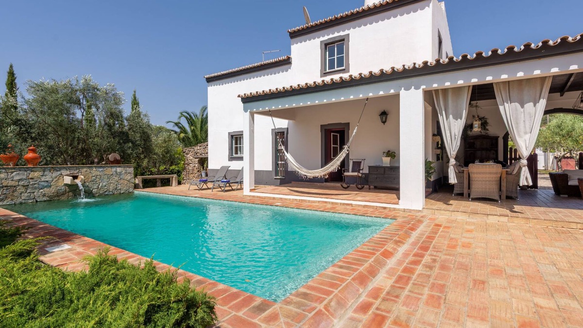 Campina House | Quintal das Oliveiras by Interhome