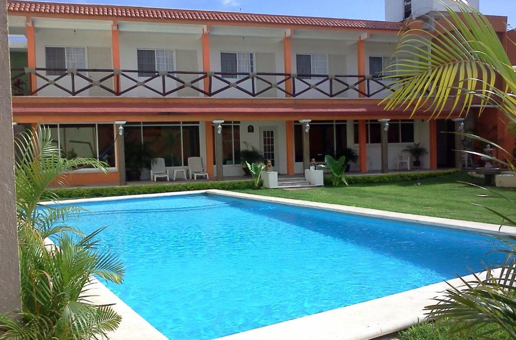 Xochitepec Villa | quintaolivos Jardín y Alberca!