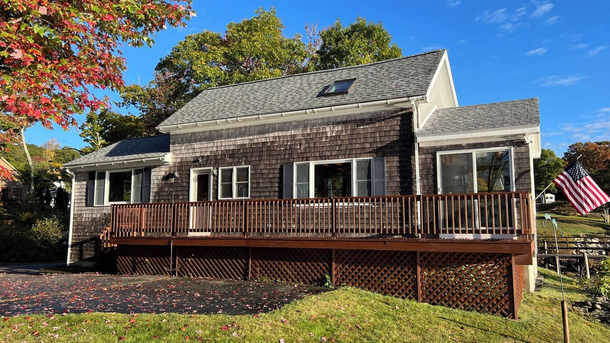 Sebascodegan Island Cottage | Quintessential oceanfront Maine cottage on the shore of picturesque Cundy`s Harbor!