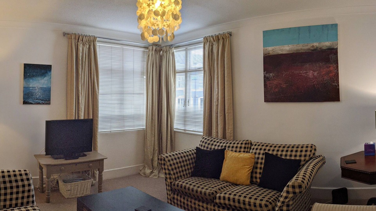 Plymouth House | Quirky Coach House on Plymouth Hoe