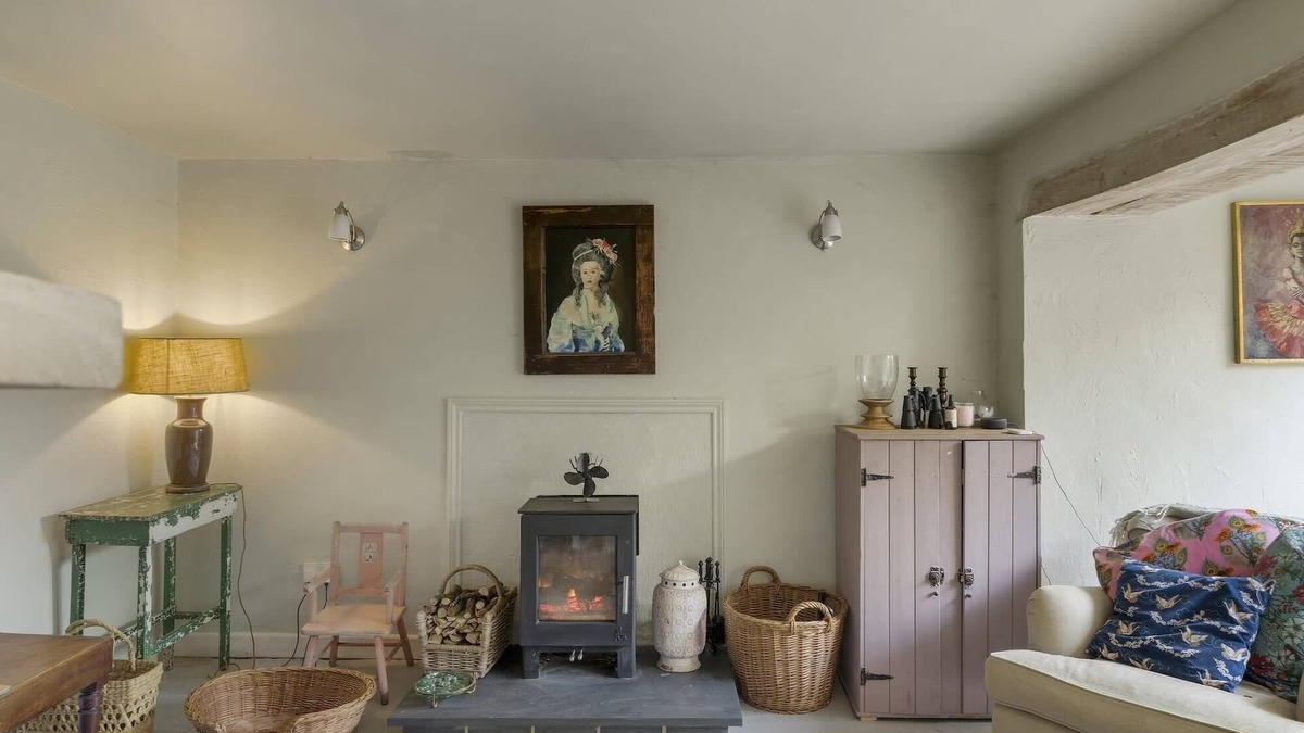 Totnes House | Quirky Lodge & Garden nr Totnes
