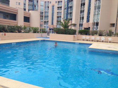 Sete Apartment | Résidence avec piscine et box, vue sur mer