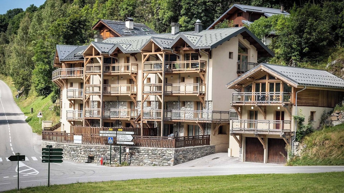 Nancroit House | Résidence Chalet Les Amis