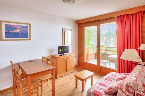 Puy-Saint-Vincent Apartment | Résidence Le Hameau des Ecrins - maeva Home - Appartement 2 Pièces 4 Personnes - Confort MAE-7064