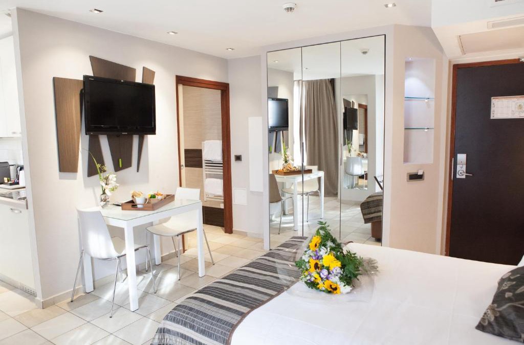 Juan-les-Pins Apartment | Résidence Villa d'Elsa