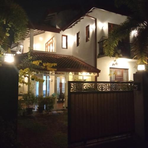 Negombo House | R & R Home Stay