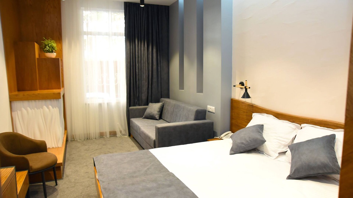 Kentron Hotel | R&R INN hotel