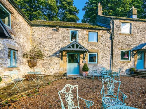 Bakewell House | Rabbit Hut
