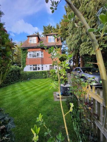 London Borough of Bromley House | Racecourse Cottage