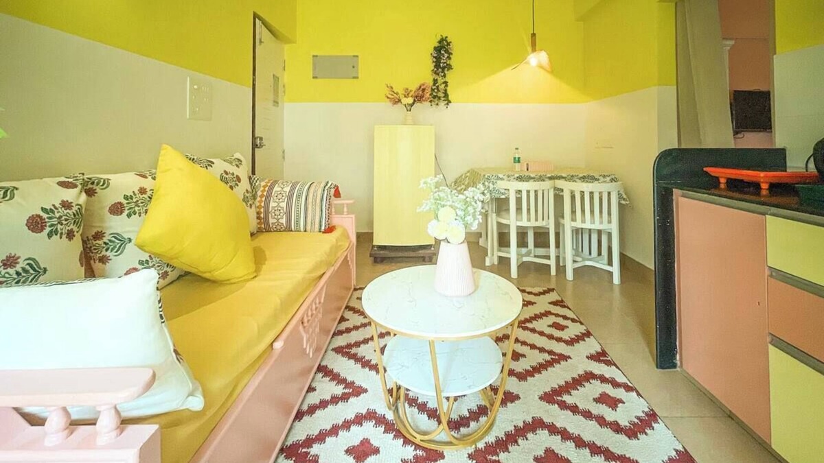 Vagator Apartment | Radiant Retreat-Romantic Couple Getaway North Goa