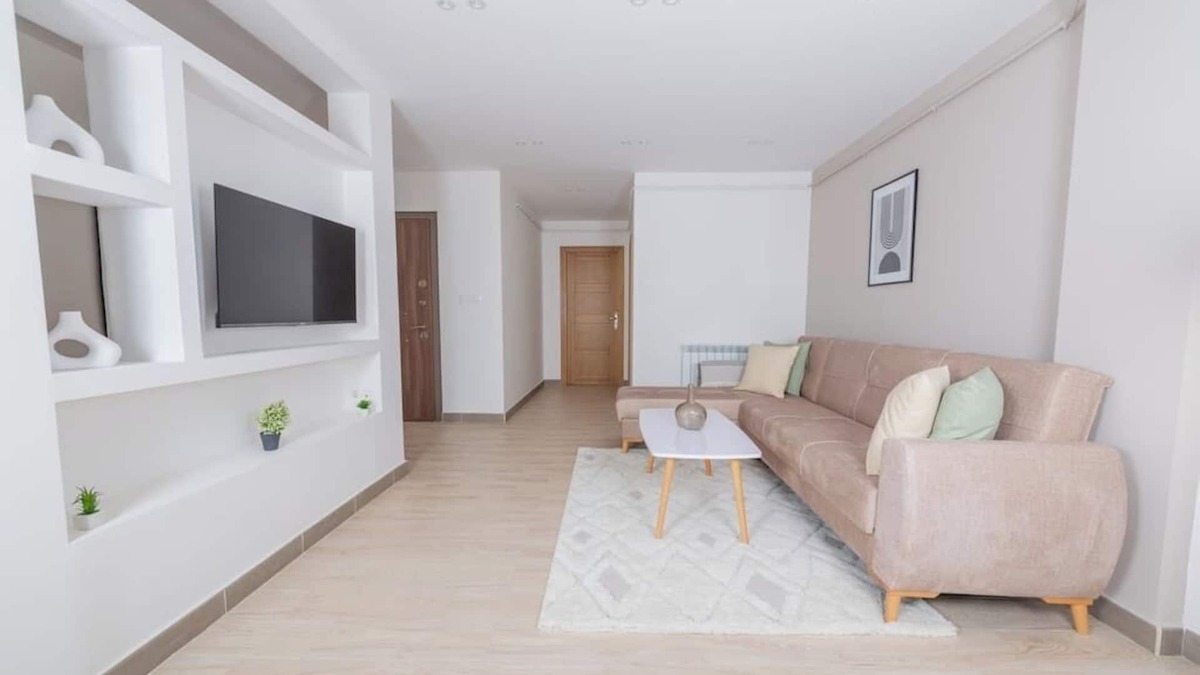 El Mouradia Apartment | Radieux Appartement Au Golf