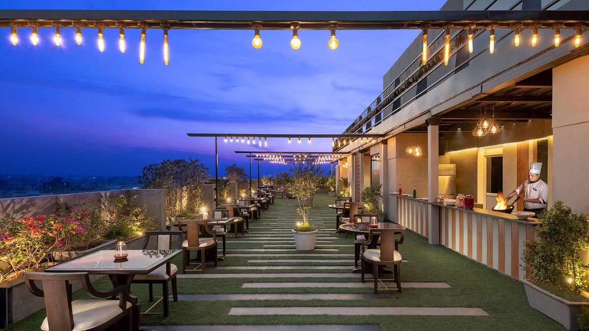 Ellis Bridge Hotel | Radisson Blu Hotel Ahmedabad