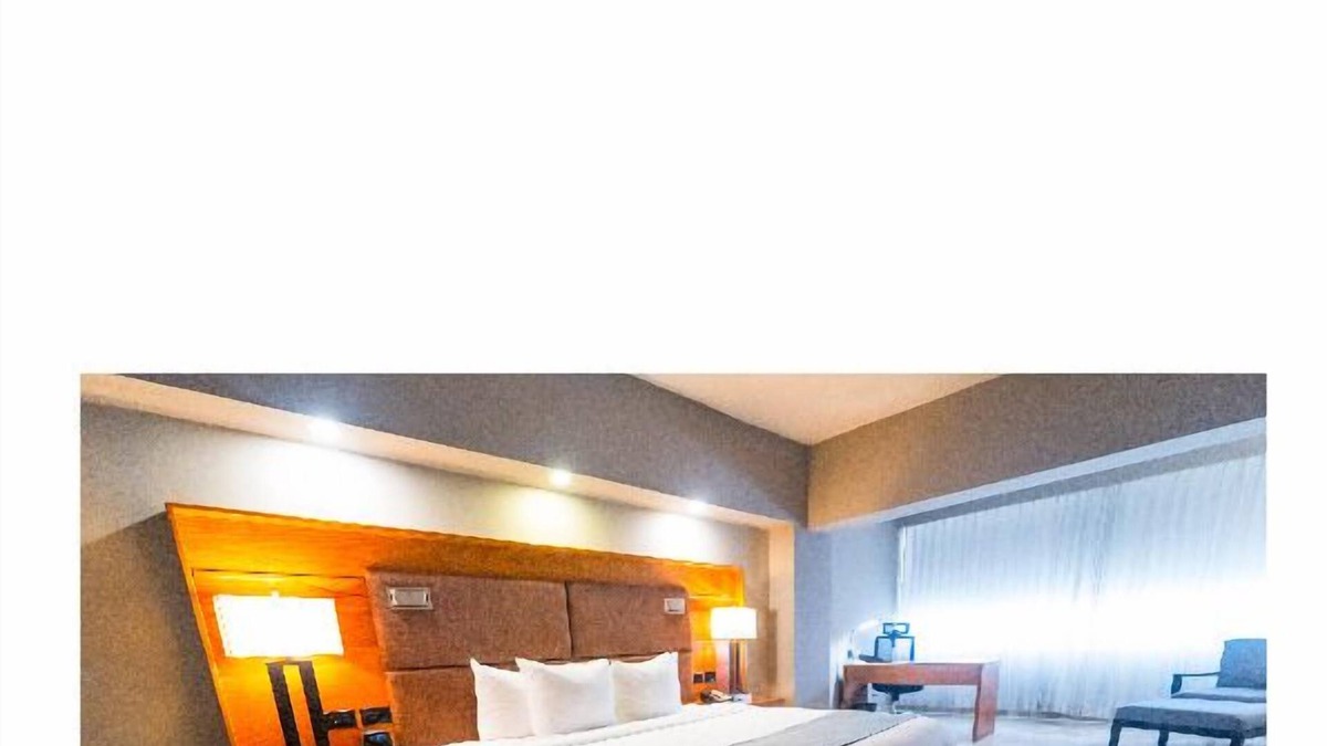 Ensanche Naco Hotel | Radisson Hotel Santo Domingo