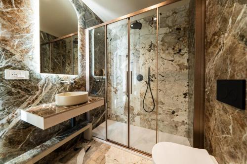Porta Volta Apartment | Raffaello Moscova Golden House