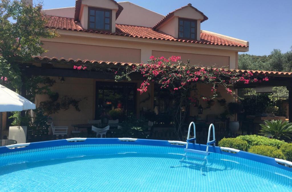 Rafina Villa | Rafina great feeling villa