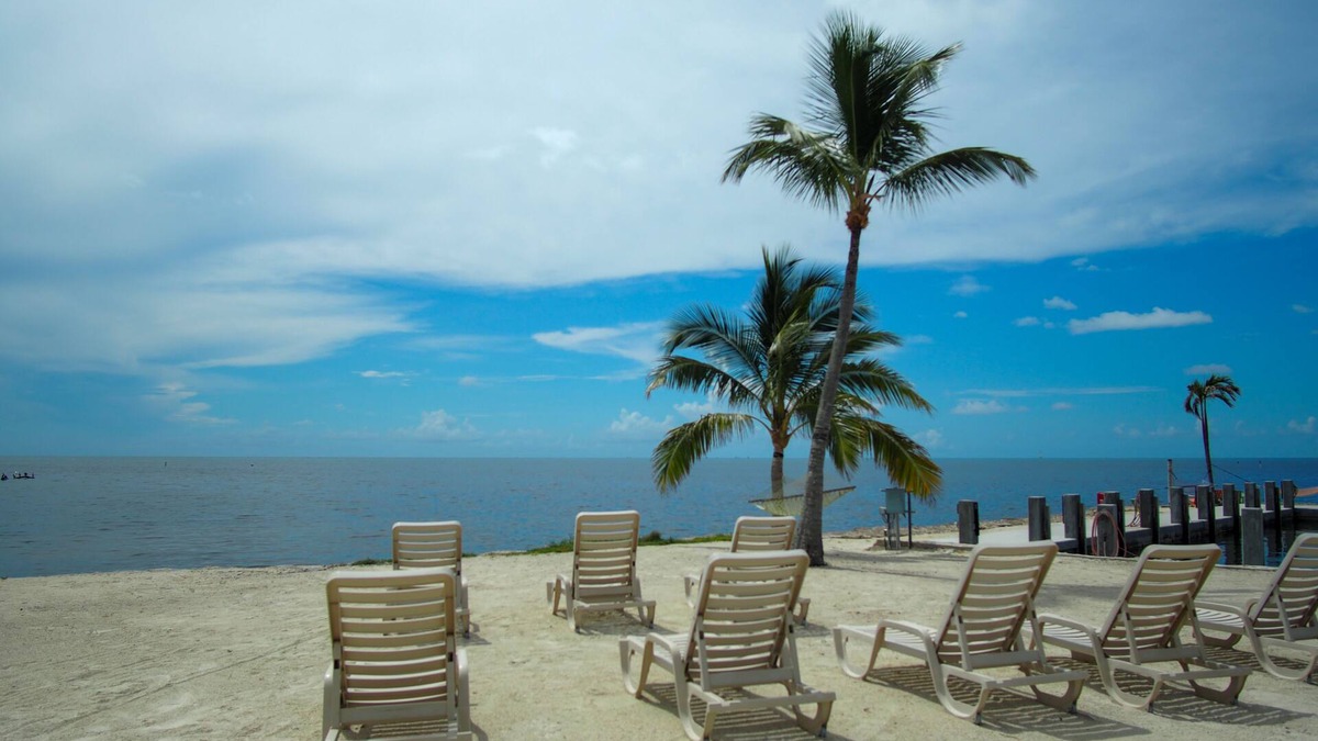 Islamorada House | Ragged Edge Resort & Marina