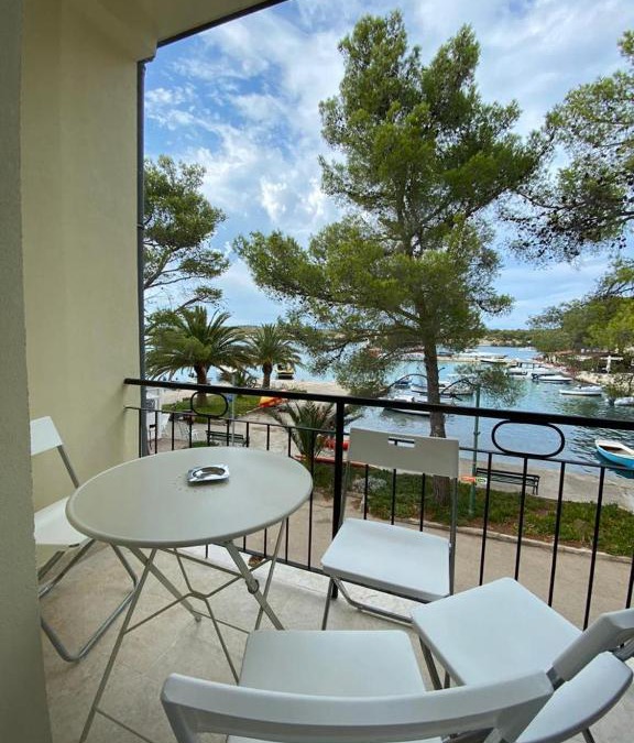 Loviste Apartment | Rainbow apartments