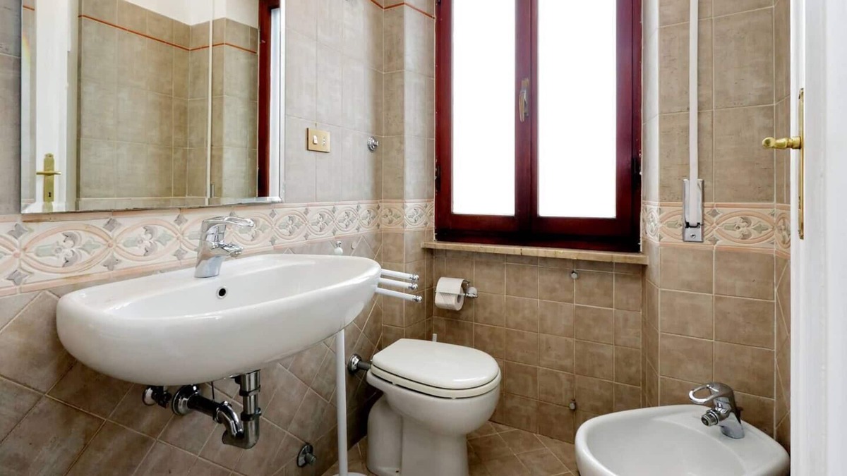 EUR Apartment | Rainbow Eur apartment