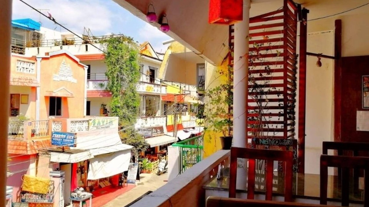 Mahabalipuram Beach Hotel | Rajalakshmi Guest House