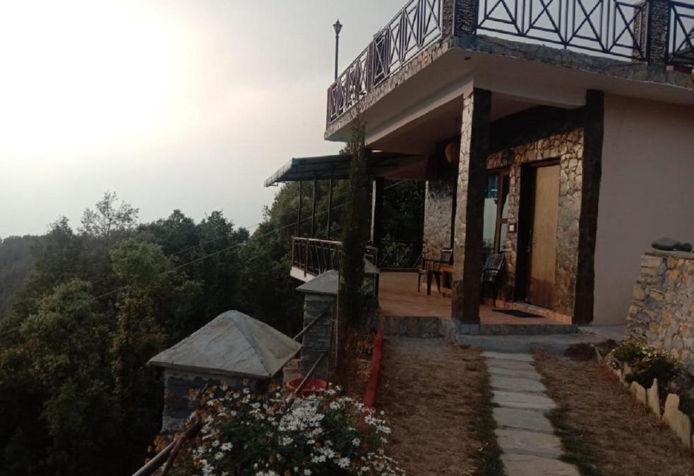 Mukteshwar House | Rajula Malushahi Cottage by StayApart