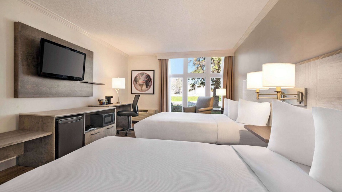 Cornwall Hotel | Ramada by Wyndham Cornwall