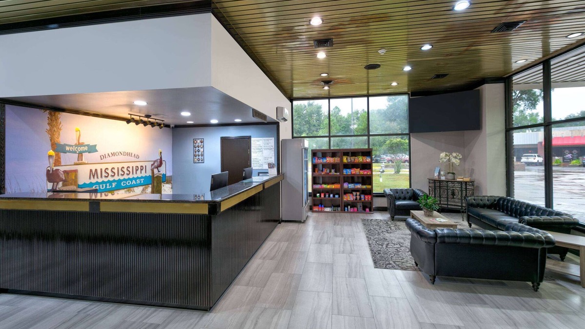 Diamondhead Hotel | Ramada by Wyndham Diamondhead I-10/Gulfport
